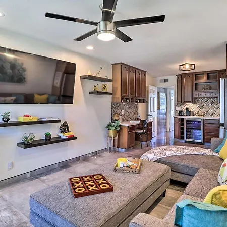 Modern Desert Hot Springs Gem With Pool Access!